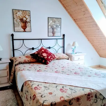 Duplex Con Terraza, Piscina Y Parking A Rapadoira
