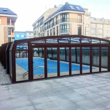 Con Terraza, Piscina Y Parking A Rapadoira *